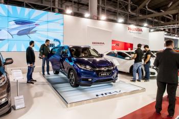 EXHIBITION STANDS HONDA MITSUBISHI | AFTOKINISI 001