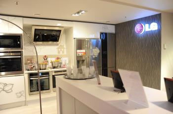 EXHIBITION STANDS SHOWROOM DESIGN & CONSTRUCTION LG ELECTRONICS | FALIRO 001