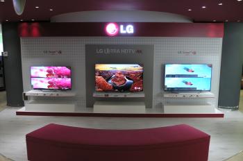EXHIBITION STANDS SPECIAL CONSTRUCTIONS & SHOP IN SHOPS LG ELECTRONICS | CRETE 001